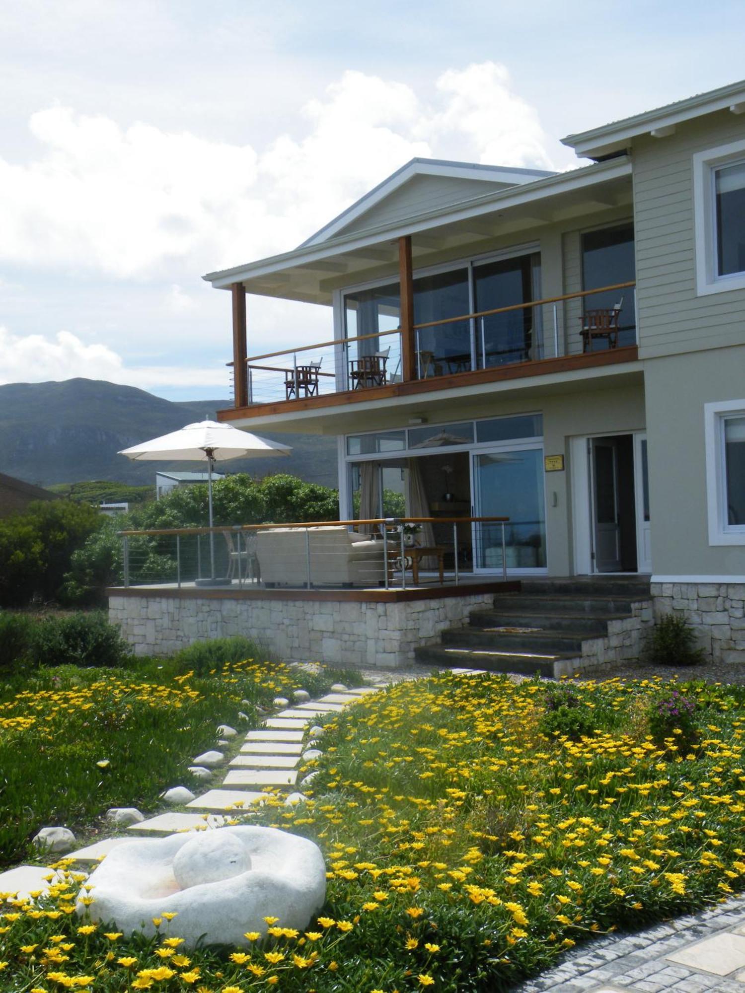 138 Marine Beachfront Guesthouse Германус Екстер'єр фото