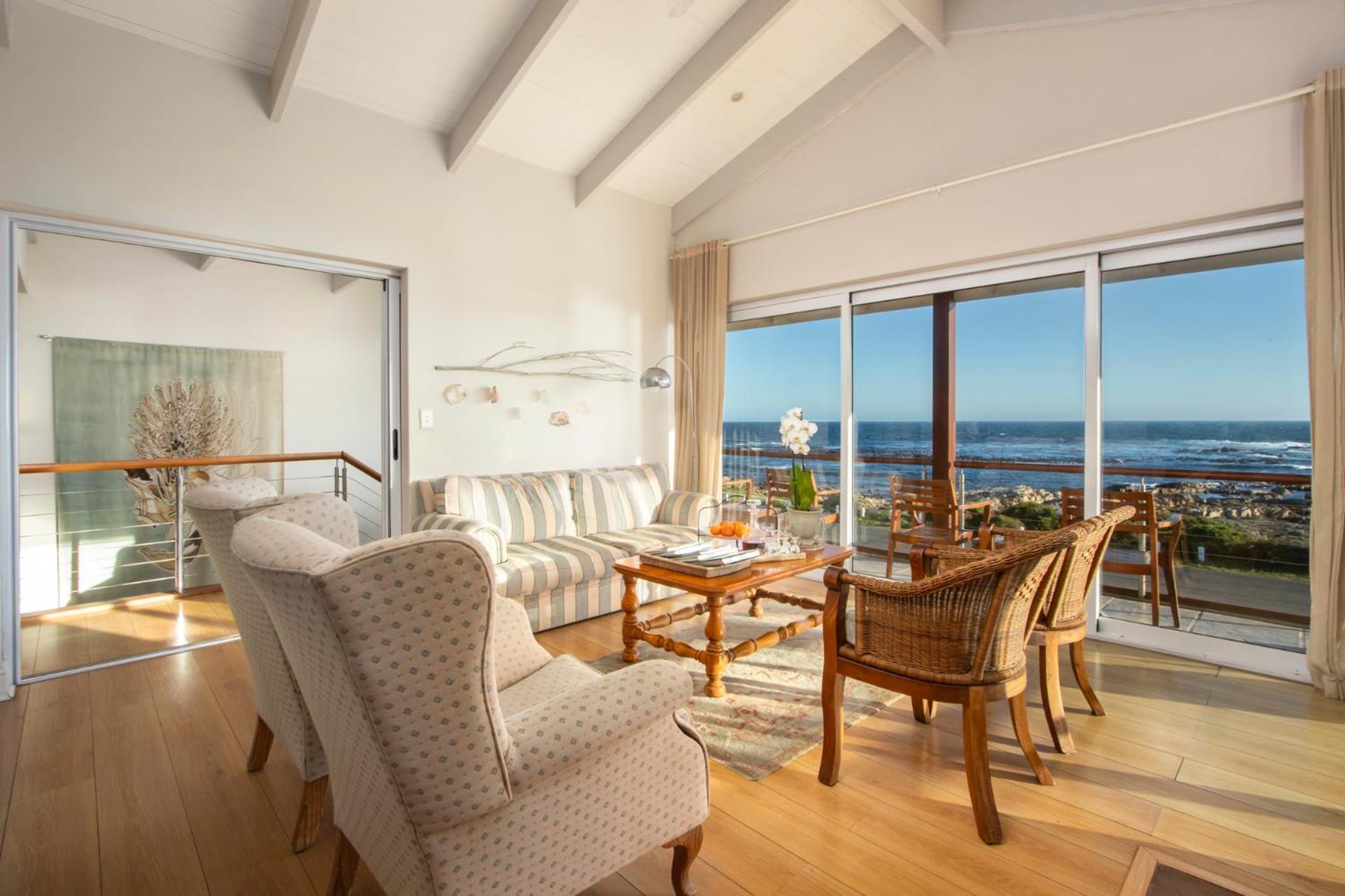 138 Marine Beachfront Guesthouse Германус Екстер'єр фото