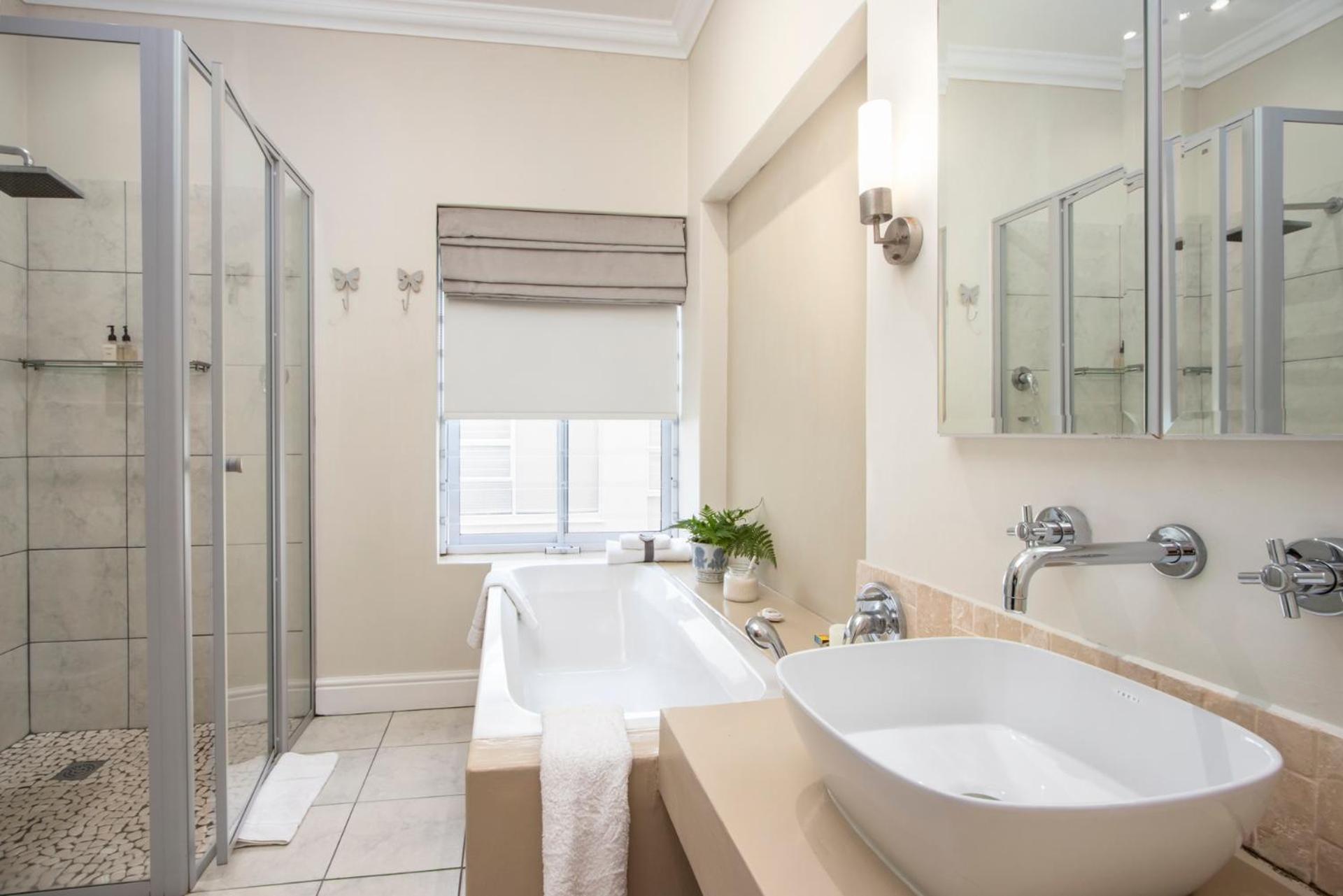 138 Marine Beachfront Guesthouse Германус Екстер'єр фото